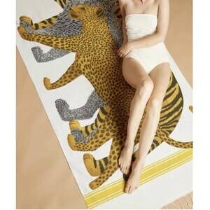 NEW INOUI EDITIONS fouta 100 cheetah towel in white